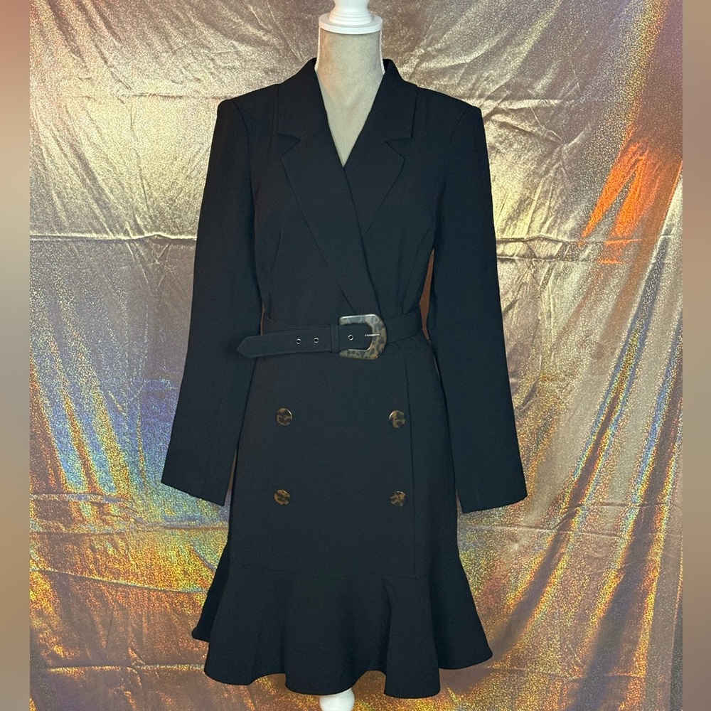 Eliza J Flounce-Hem Long-Sleeve Blazer Dress in Black. NWOT